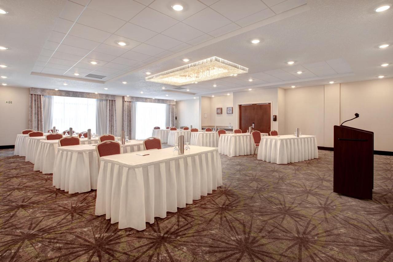 The Landing Hotel & Conference Centre St. Paul Luaran gambar